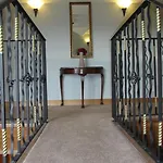 Guest house Dungimmon House 4*