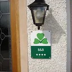 Dungimmon House Guest house 4*