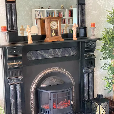 Dungimmon House Pensión