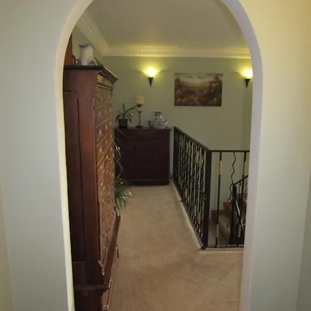 Pensión Dungimmon House